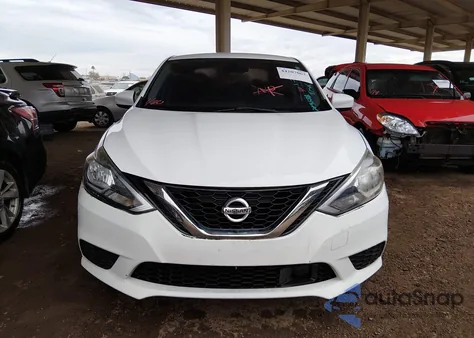 2018 Nissan Sentra S z USA, uszkodzony, nr VIN 3N1AB7AP5JY243588